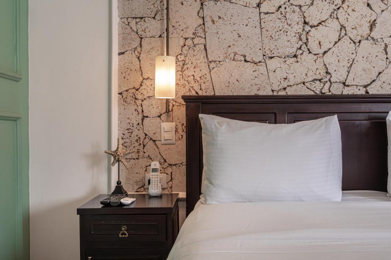 Soy Local Insignia 4*