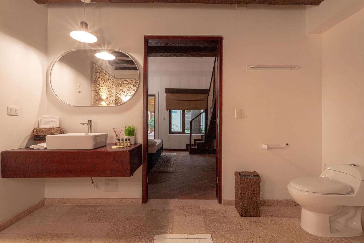 Hotel Soy Local Insignia