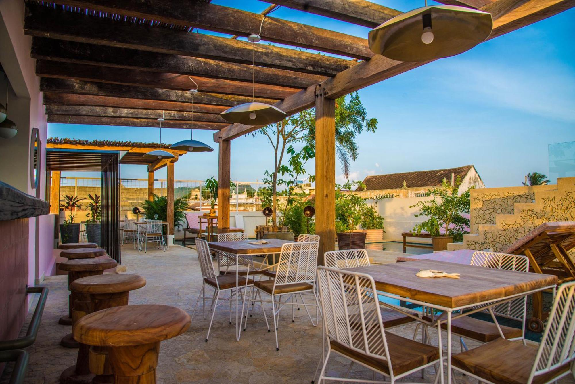 Hotel Soy Local Insignia