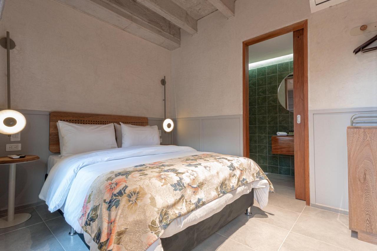 Hotel Soy Local Insignia 4*